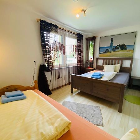 Apartment Emil Im Eg Mit Garten In Suhl Eksteriør bilde