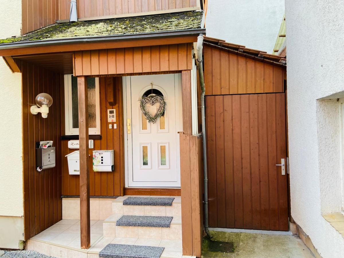 Apartment Emil Im Eg Mit Garten In Suhl Eksteriør bilde